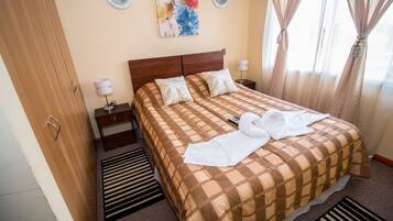 Premium Cabin, 3 Bedrooms | Wi-fi percuma, cadar katil