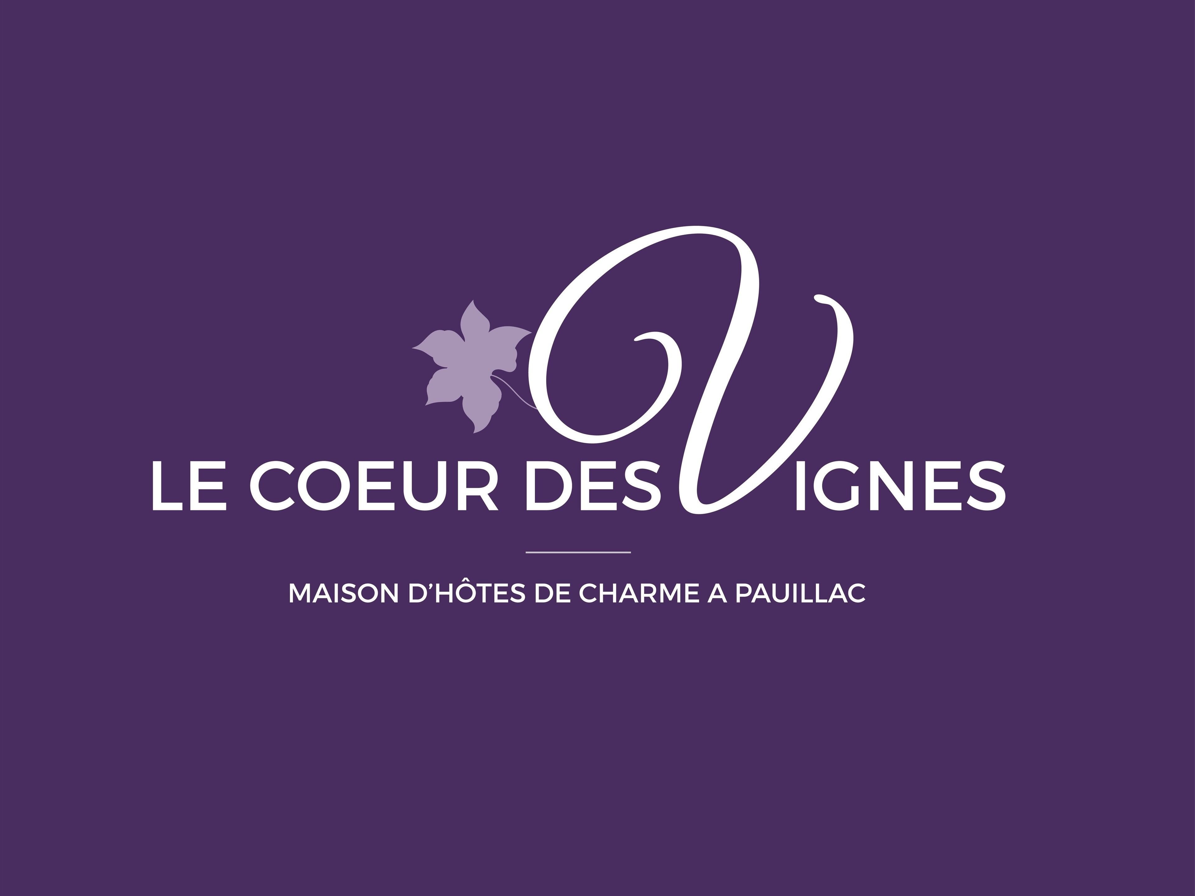 A logo with the text "LE COEUR DES VIGNES" and "MAISON D'HÔTES DE CHARME A PAUILLAC".