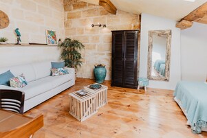 Quarto triplo clássico, suíte (CANOPEE) | Roupas de cama premium, camas com colchões pillow-top, berços grátis