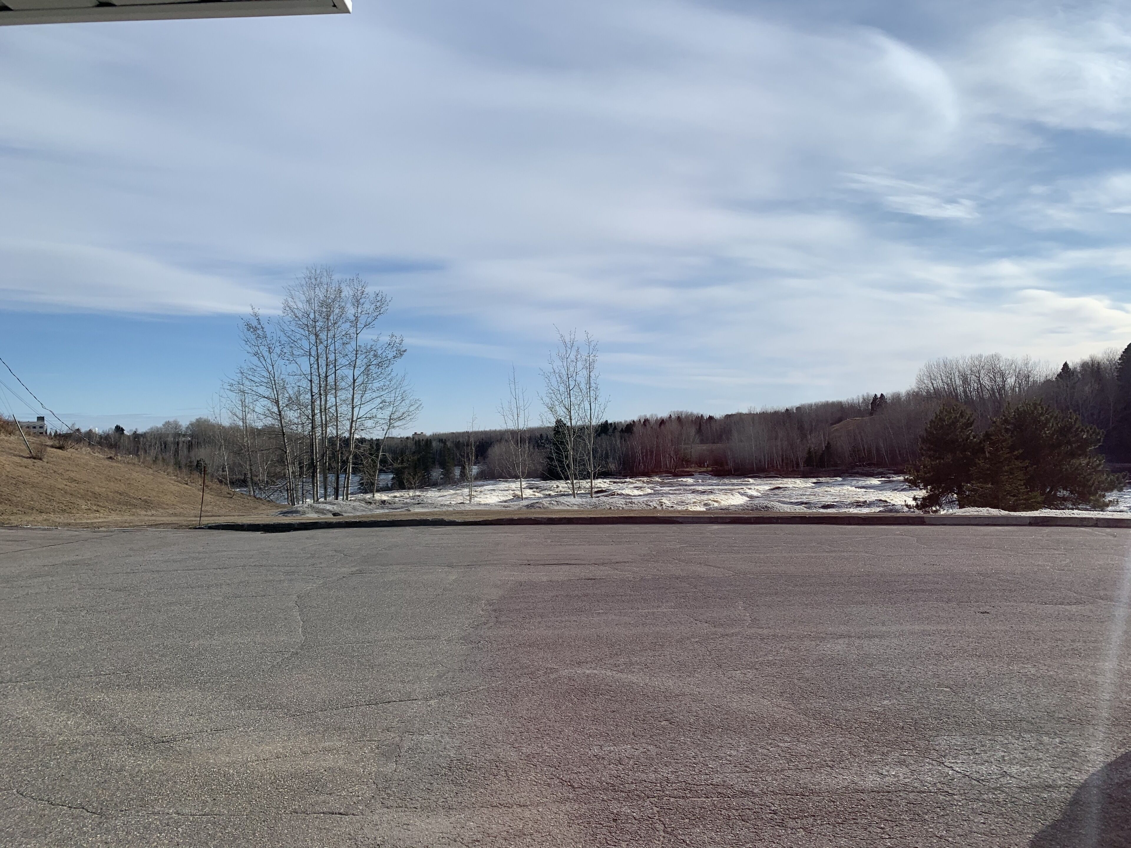 senior room, river view | water view