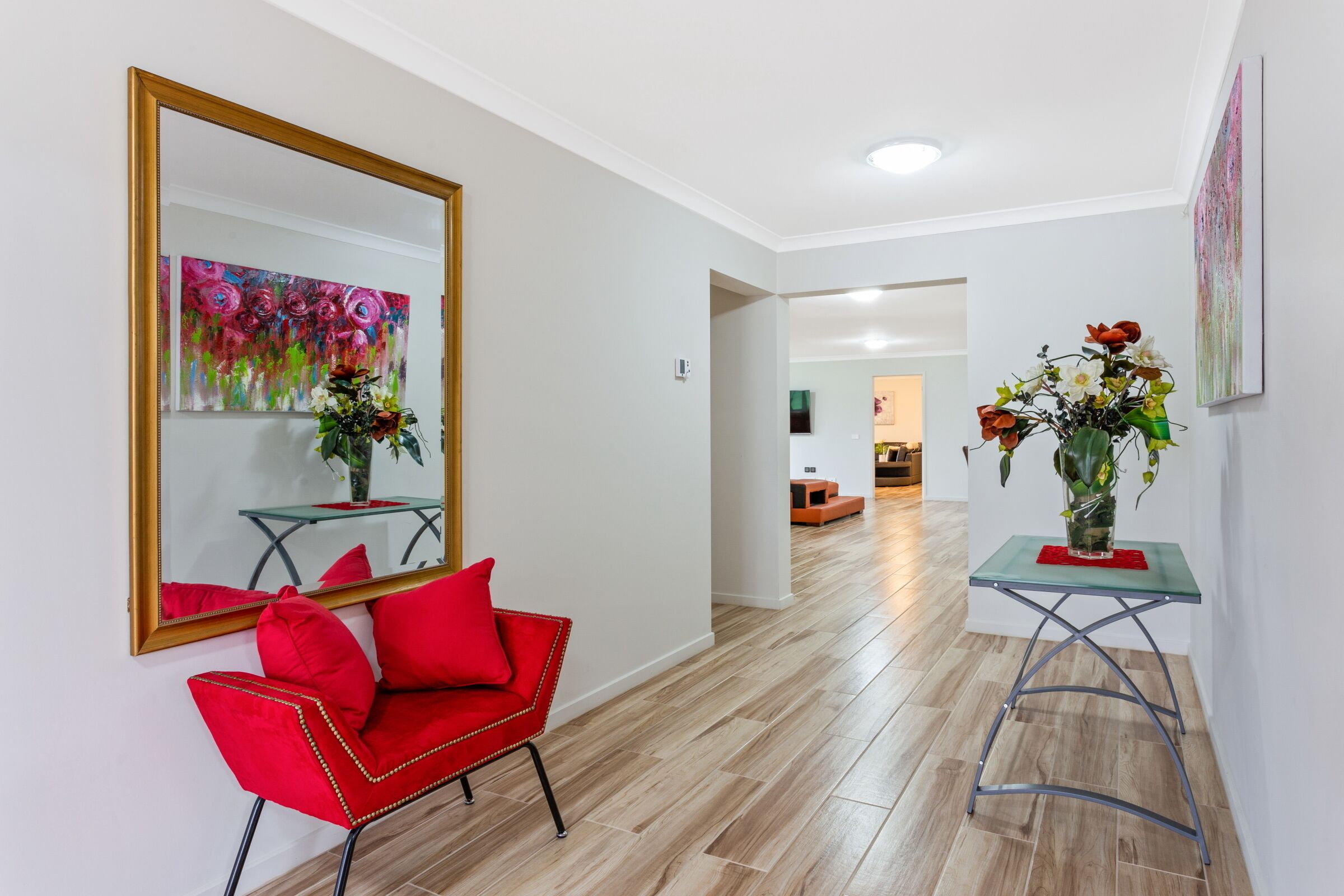 Welcome to Bulla Lodge - Abundance of Space, Light and Privacy