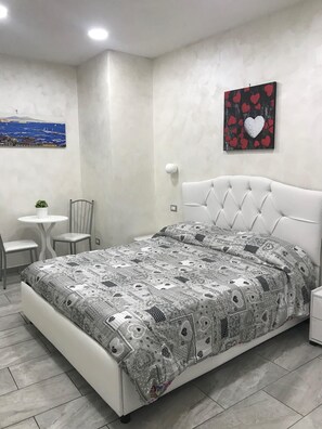 2 camere, ferro/asse da stiro, Wi-Fi gratuito, lenzuola