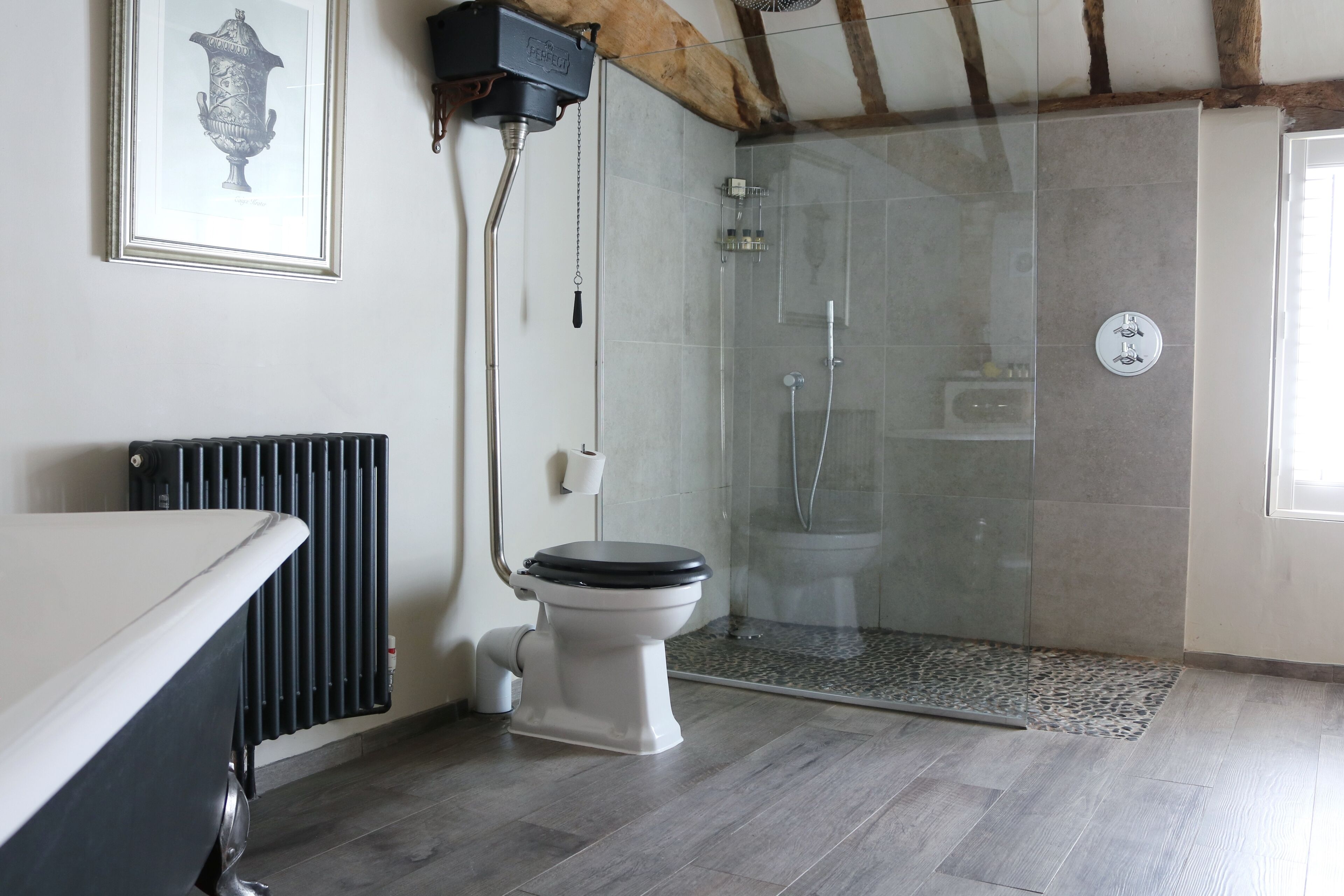 La Parisienne  | Bathroom | Free toiletries, hair dryer, bathrobes, slippers