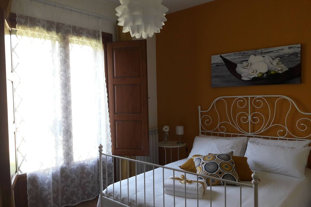 Double Room (Ponente) | Desk, blackout drapes, WiFi (free), individually decorated