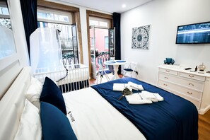 1 bedroom, internet, bed sheets