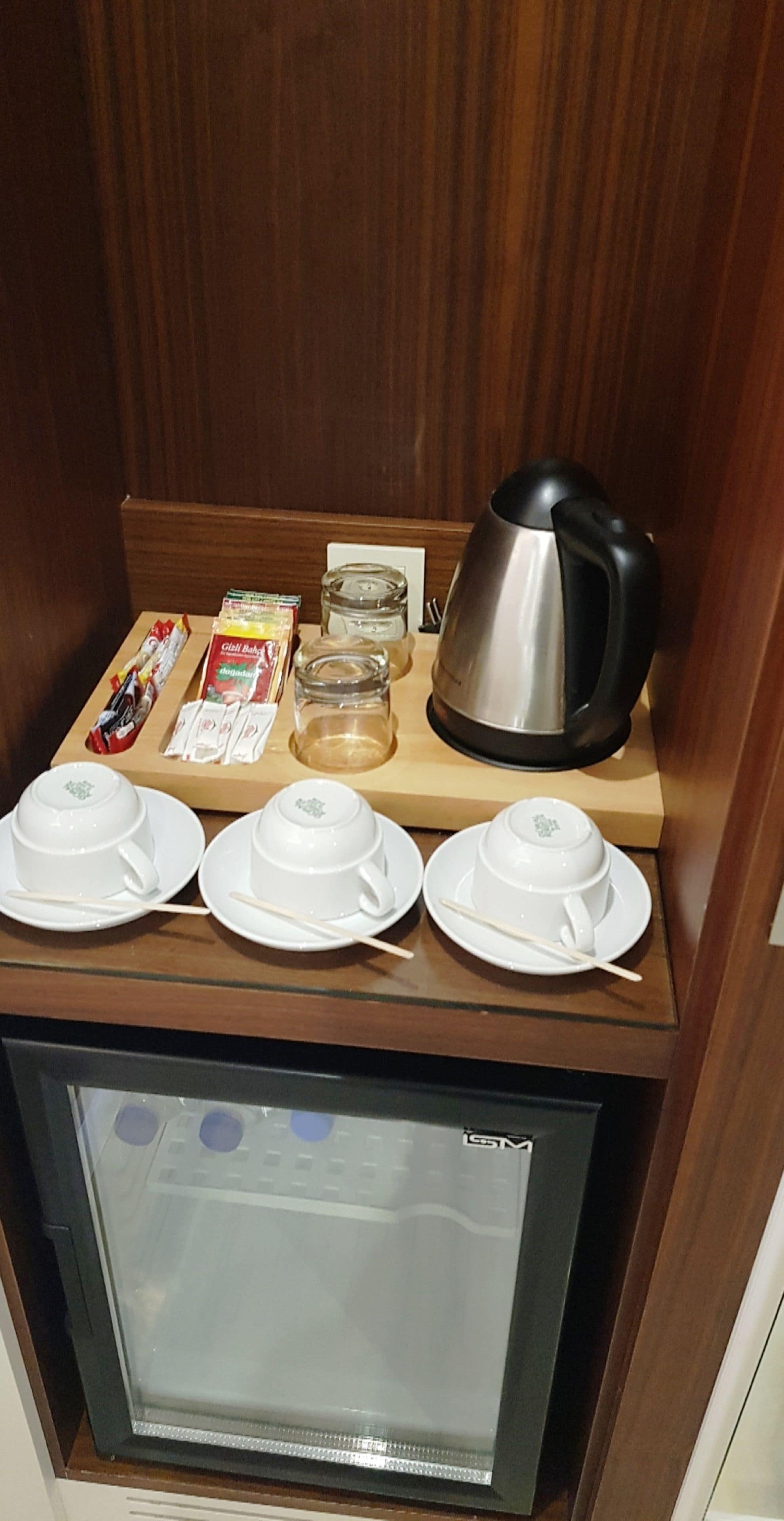 1 bedroom, egyptian cotton sheets, premium bedding, minibar