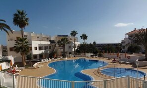 Pool - in a dream location above the beach in Callao Salvaje terrace sea view Costa Ad (Santa Cruz de Tenerife)