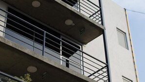 Uklassifisert bilde, 4 av 36, knapp