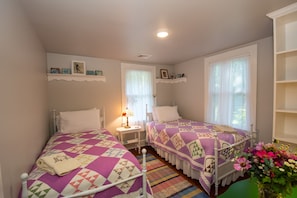 2 bedrooms, desk, iron/ironing board, travel crib