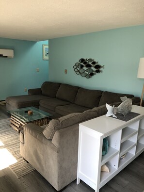 Smart-TV, videospill og DVD-spiller