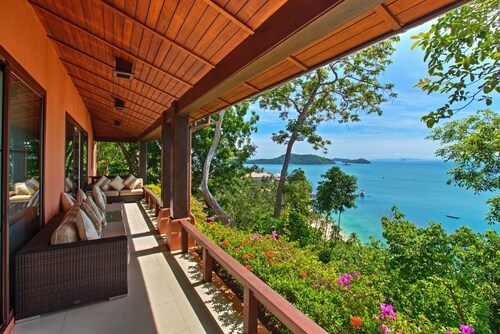 Stunning  5 star luxury beach front Sri Panwa villa in Phuket