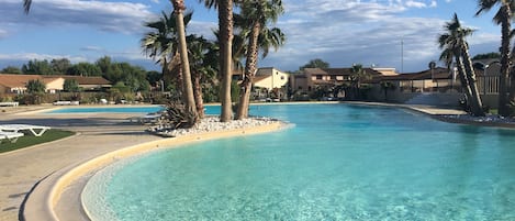 Piscine extérieure