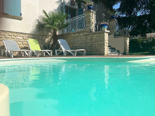 Quiet and tranquility near the alpilles in this house with swimming pool