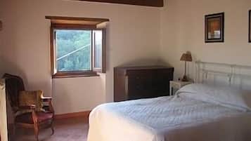 4 Schlafzimmer, Bügeleisen/Bügelbrett, WLAN, Bettwäsche