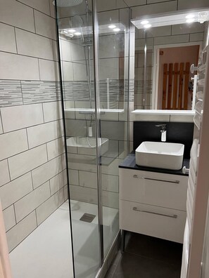 Shower, hair dryer