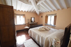 3 Schlafzimmer, Bügeleisen/Bügelbrett, Reisekinderbett, kostenloses WLAN