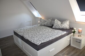 1 chambre, lit de bébé portatif, Wi-Fi