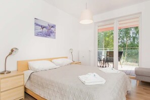 1 bedroom, WiFi, bed sheets