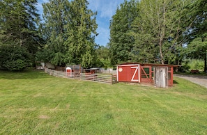 Property grounds - Emerald Valley Inn (Port Angeles)