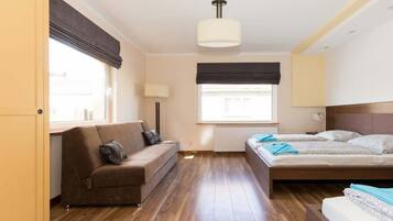 5 sovrum, strykjÀrn/strykbrÀda, wi-fi och sÀngklÀder