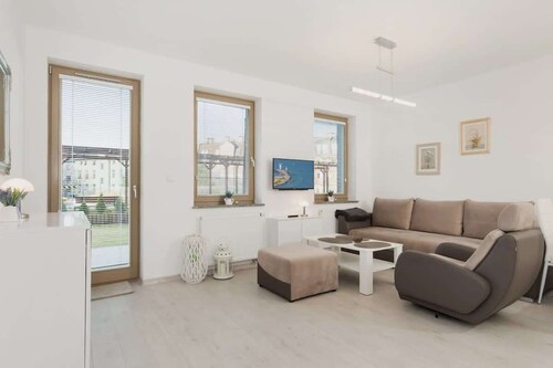 Sikorskiego 1 Świnoujście | Helles Apartment mit Terrasse
