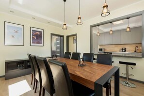 Dining - Dom Viking Kołczewo | Stylish House | Four Bedrooms (Domyslów)