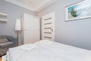 1 chambre, fer et planche à repasser, Wi-Fi, draps fournis