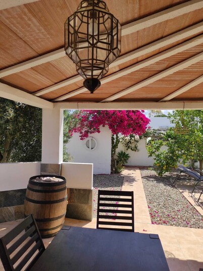 Villa with Andalusian flair. Pure nature! private pool
