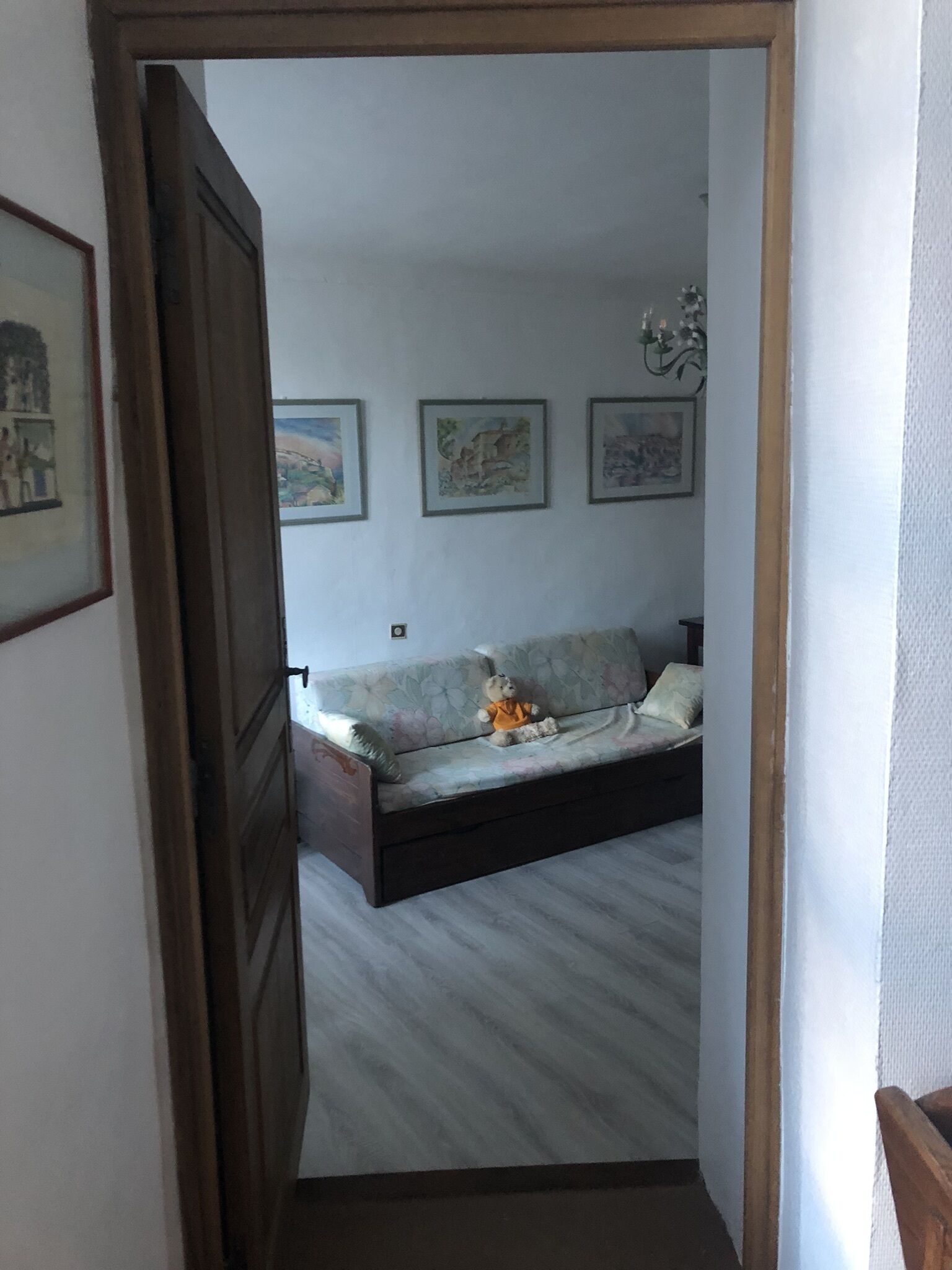Appartement Immeuble Classé, Centre-ville D'embrun - Hautes-Alpes