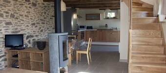 Cottage of the Barry fountain in Aveyron