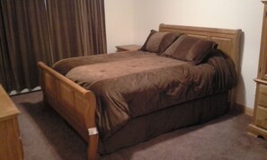 3 quartos, Wi-Fi de cortesia, roupa de cama