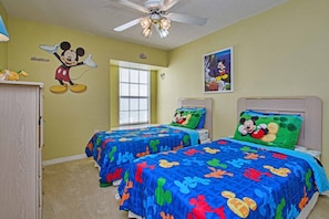 4 bedrooms, iron/ironing board, free WiFi, bed sheets