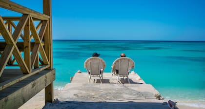 Atemberaubend * Luxus * auf Grand Turk !!! *** COURTESY GEM CAR *** 9 Schritte zum Strand !!!