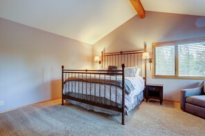 3 habitaciones, tabla de planchar con plancha y wifi gratis 