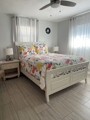 2 bedrooms, iron/ironing board, free WiFi, bed sheets