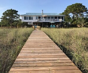 Exterior - Direct Beach front-Pet Friendly-Immaculate, 3 Bedroom Oceanfront Paradise (Alligator Point)