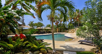 Amazing 2B apartment in Alegranza Luxury Condo, San José del Cabo.