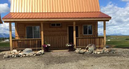 Cozy "tiny home" Cabin with amazing views