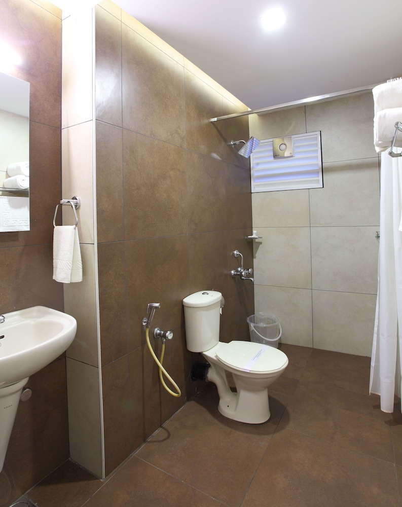 HOTEL LUCIYA PALACE by null