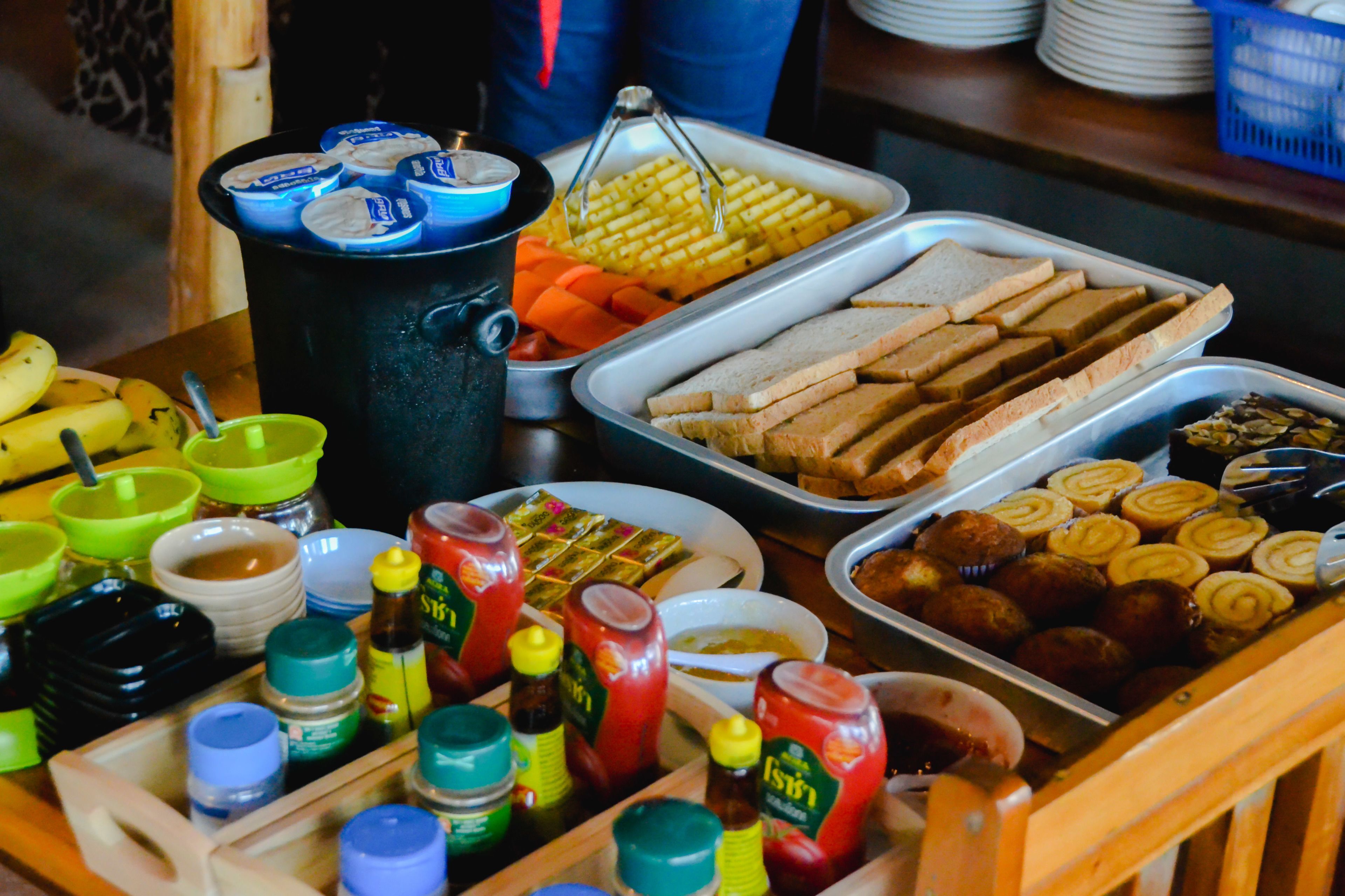 Desayuno con opciones de la cocina local diario (THB 200 por persona)