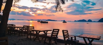 Baan Tubkaek Hotel