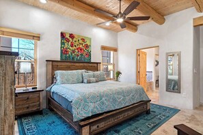 3 makuuhuonetta, silitysrauta/-lauta, Wi-Fi, vuodevaatteet