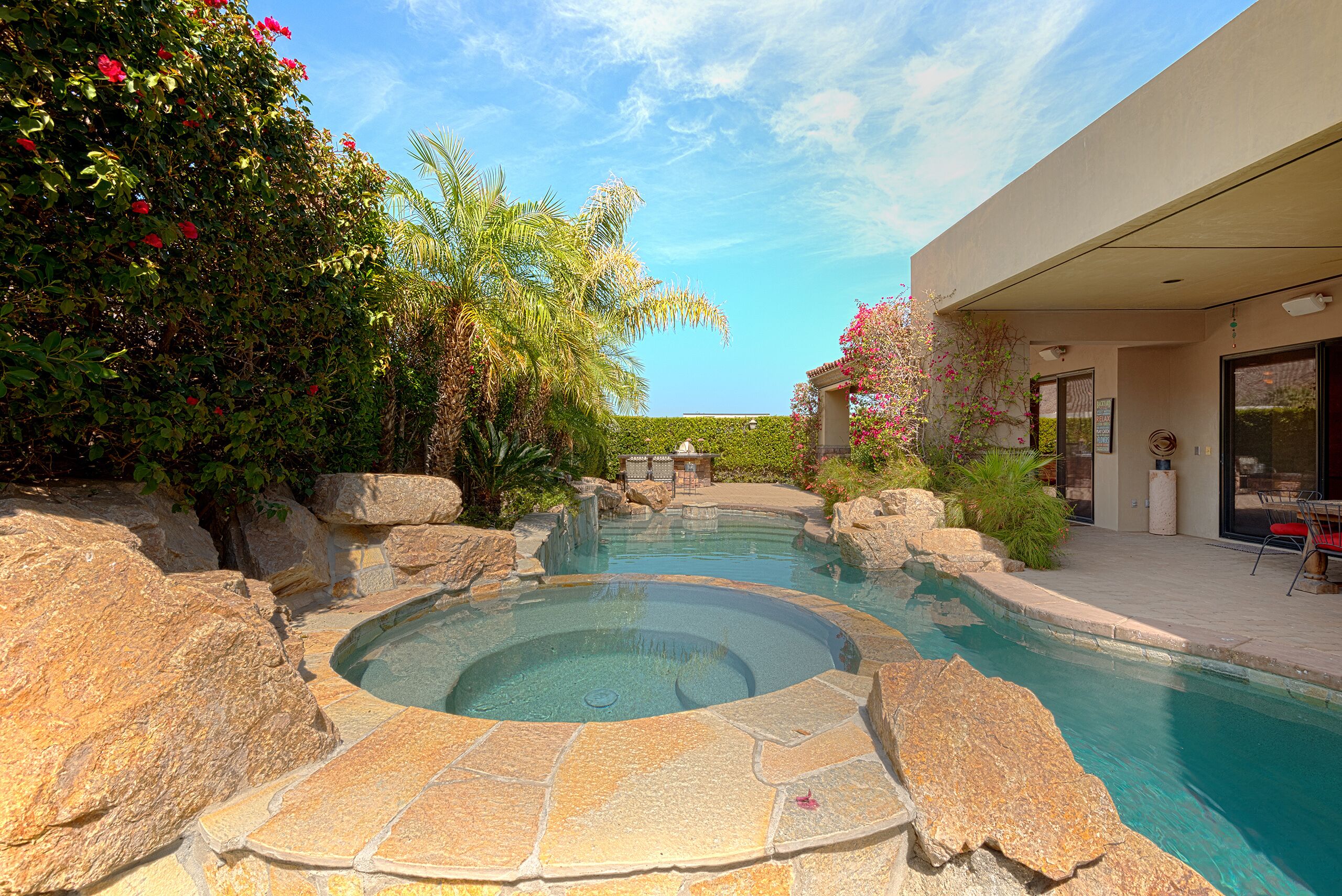 室外泳池、暖水池