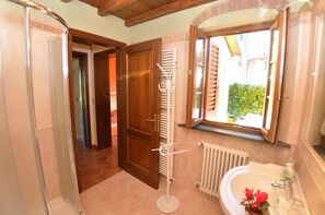 Dusche, Bidet
