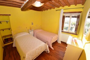 3 Schlafzimmer, Bügeleisen/Bügelbrett, Reisekinderbett, kostenloses WLAN