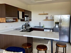 Fridge, microwave, dishwasher, coffee/tea maker