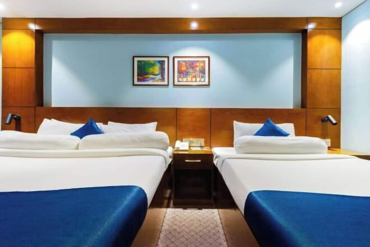Egyptian cotton sheets, premium bedding, down duvets, pillow-top beds