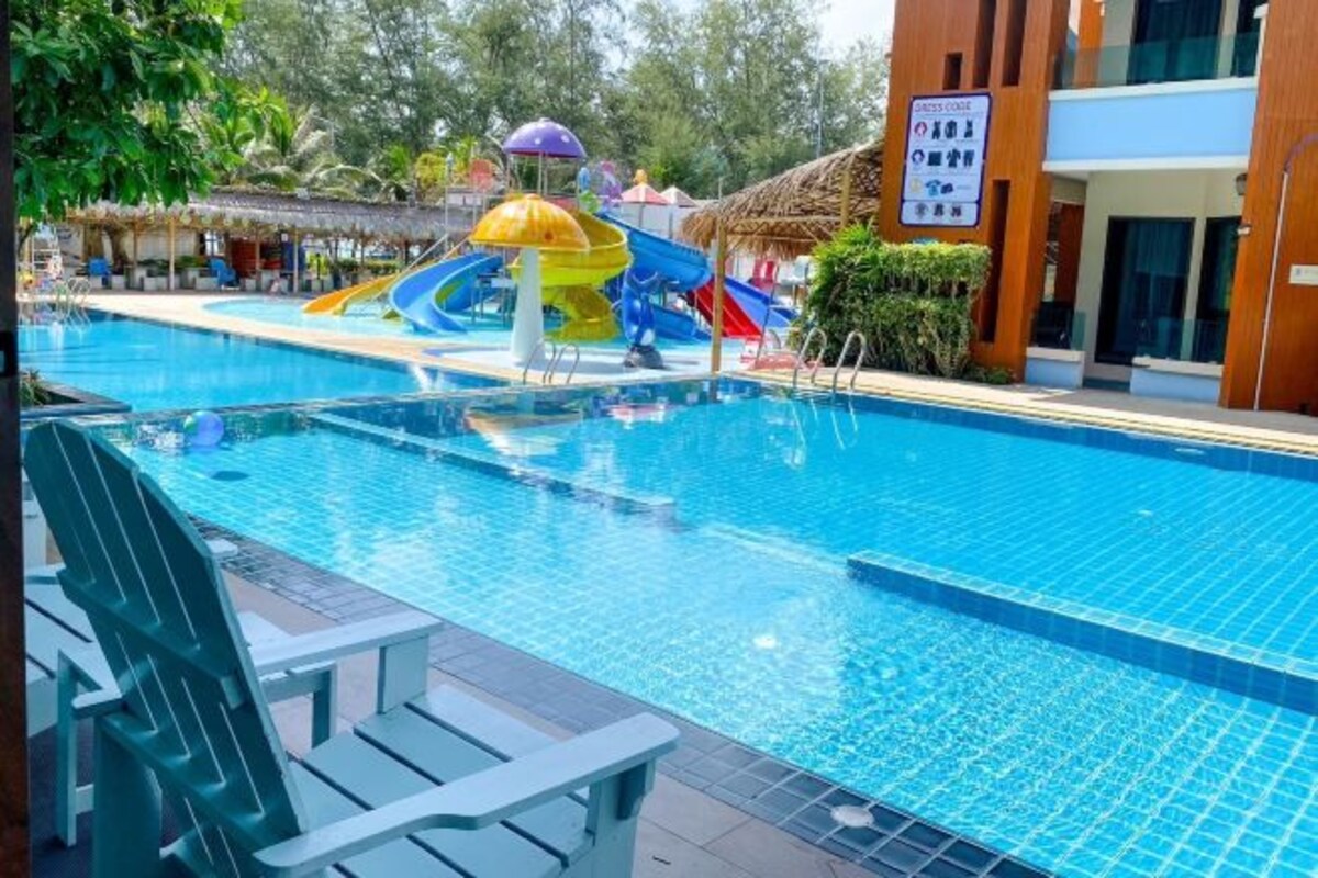 Pool | Outdoor pool