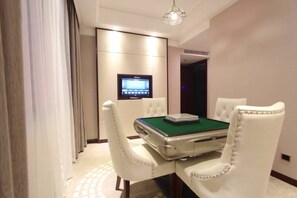Design Triple Room(Building South) | Desk, blackout curtains, soundproofing, free WiFi