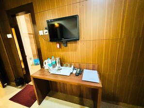Premium Room | 1 bedroom, blackout drapes, iron/ironing board, free WiFi